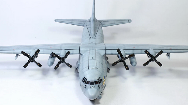 1/72 AC-130H Spectre Professional Model